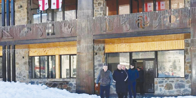 ლენტეხის მუნიციპალიტეტში კულტურის სახლის სრული სარეკონსტრუქციო-სარეაბილიტაციო სამუშაოები დასრულების ეტაპზეა