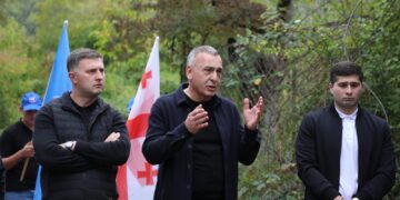 “ ქართული ოცნების“  საარჩევნო კამპანიის ფარგლებში გრძელდება  შეხვედრები ონის მუნიციპალიტეტში მცხოვრებ მოსახლეობასთან (R)