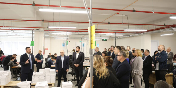 საარჩევნო ადმინისტრაციაში საოპერაციო-სასაწყობო სივრცის და 2024 წლის არჩევნების შუალედური ანგარიშის პრეზენტაცია გაიმართა