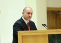 გივი მიქანაძე: „ჩვენთვის მნიშვნელოვანია სახელმწიფოებრივად მოაზროვნე, სათანადო ღირებულებების მქონე თაობის ჩამოყალიბება — ადამიანები, რომლებიც ერთდროულად იზრუნებენ საკუთარ განვითარებასა  და საზოგადოების კეთილდღეობაზე. სწორედ ამას ემსახურება ზოგადი განათლების სისტემის რეფორმა‘‘